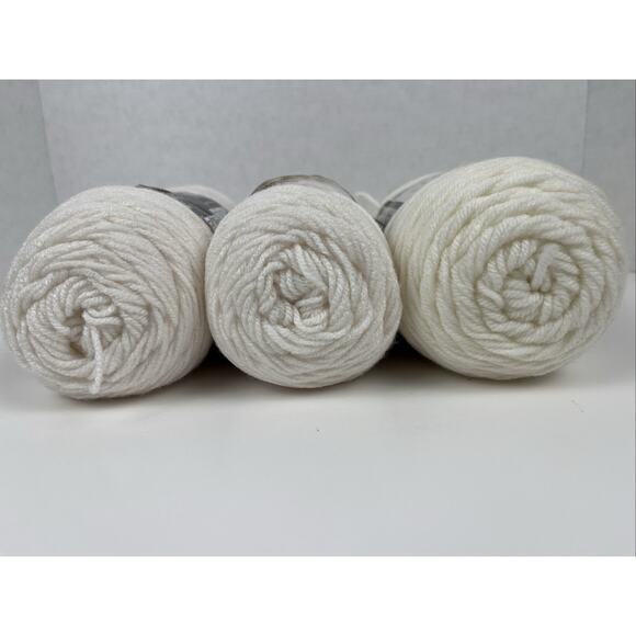 Red Heart Super Saver Yarn Soft White E300-316 Lot Of 3 Various Weights - Picture 5 of 6